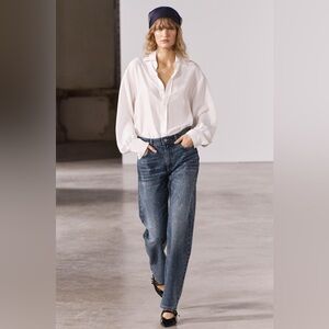 Viral sold out Zara Rhinestone jeans size 8